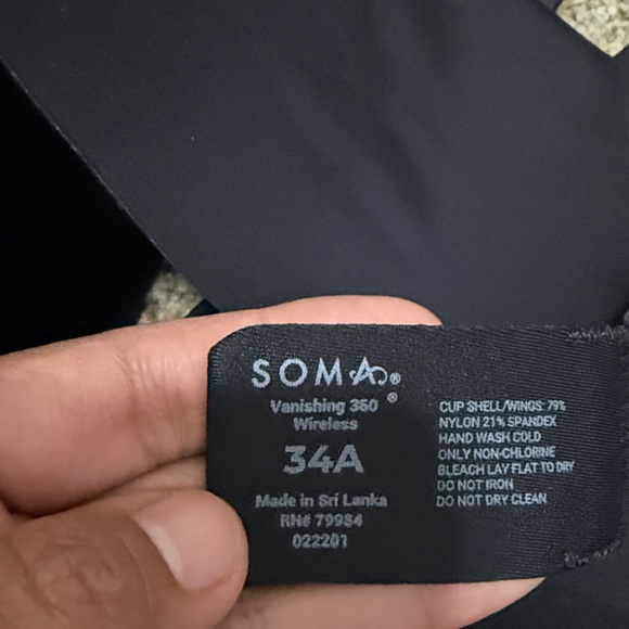 NWT SOMA VANISHING 360 Perfect Coverage Wireless Bra Black size 34A - Picture 6 of 6
